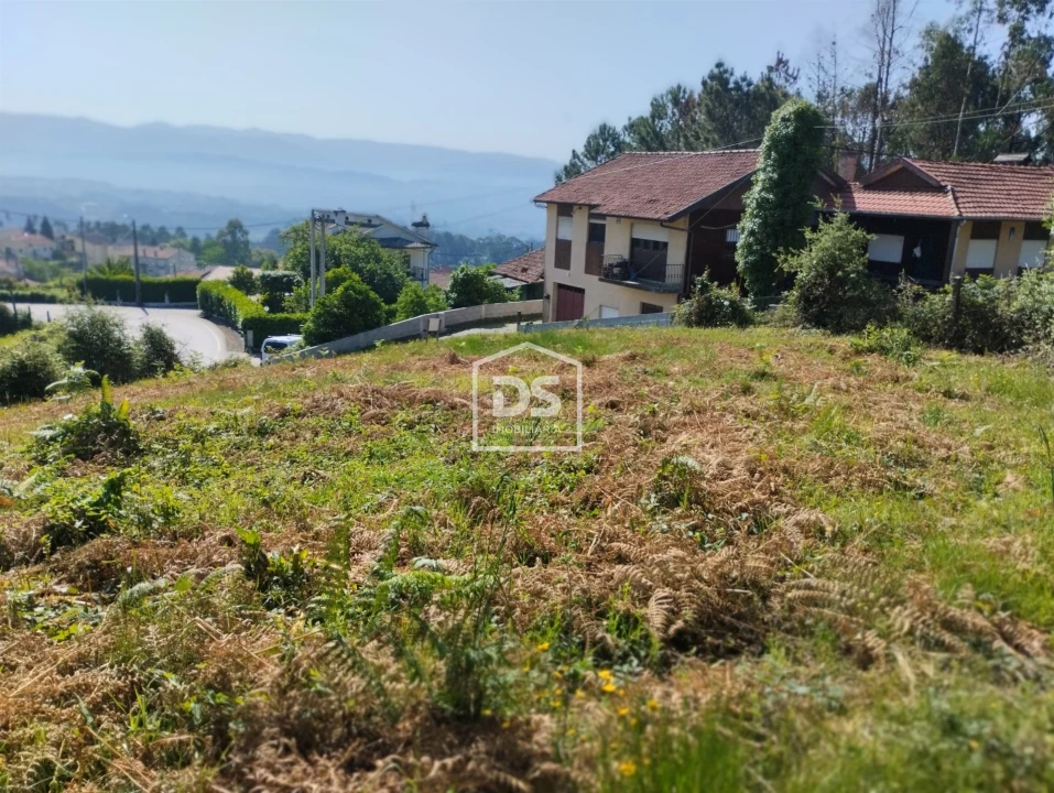 Terreno para Venda em Freixo de Cima e de Baixo Foto 6