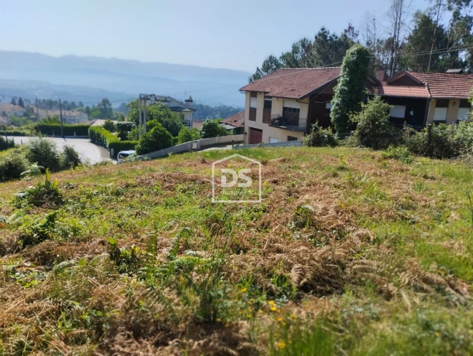Terreno para Venda em Freixo de Cima e de Baixo Foto 6