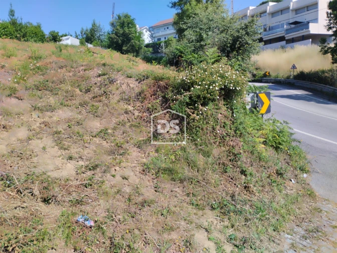 Terreno para Venda em Freixo de Cima e de Baixo Foto 12