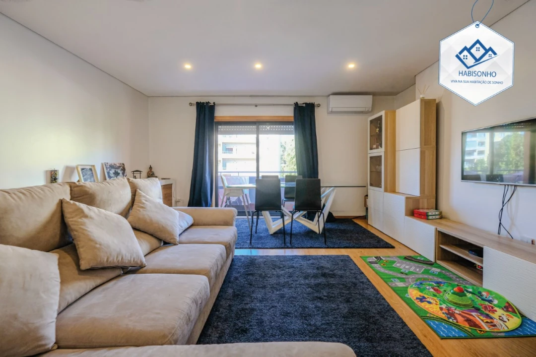 Apartamento T2 para Venda em Valongo Foto 1