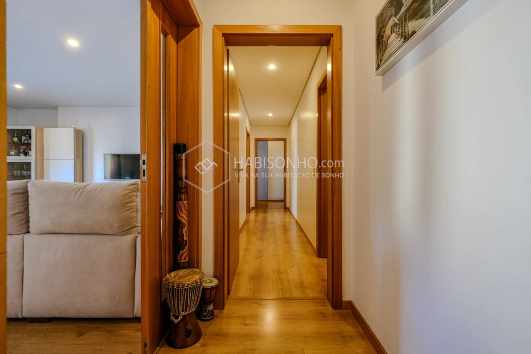 Apartamento T2 para Venda em Valongo Foto 3