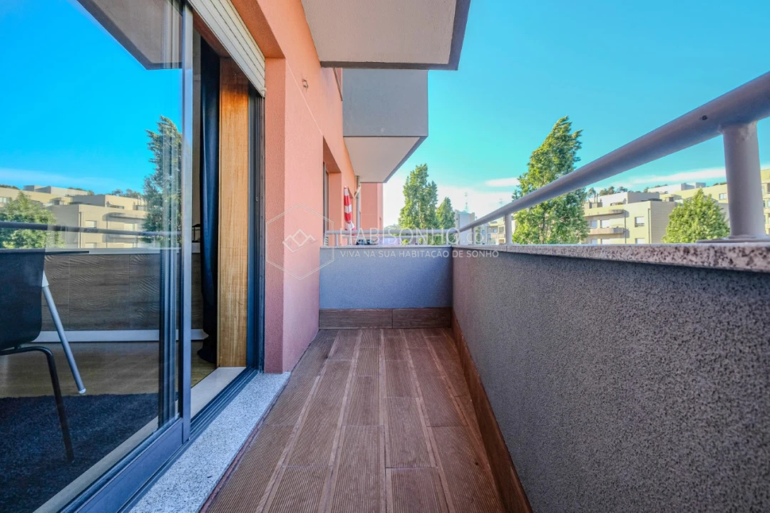 Apartamento T2 para Venda em Valongo Foto 6