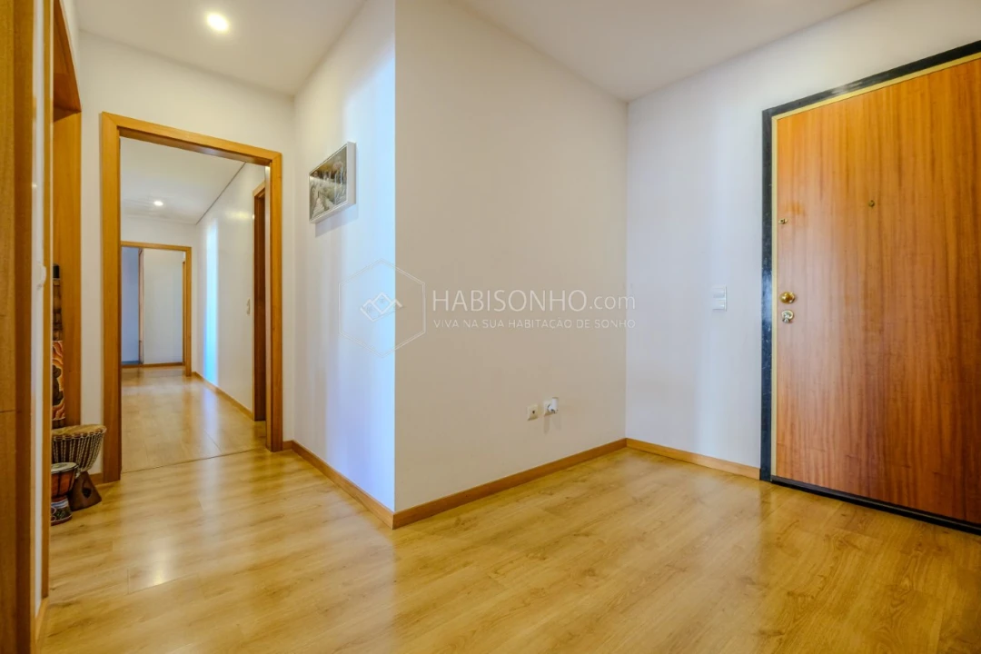 Apartamento T2 para Venda em Valongo Foto 10