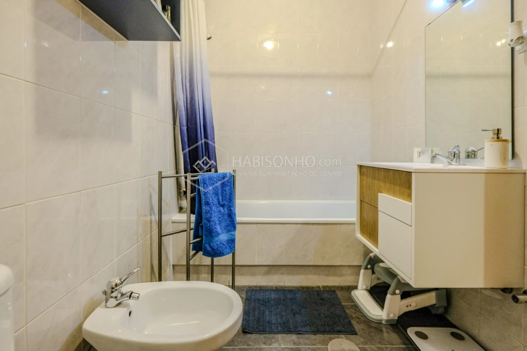 Apartamento T2 para Venda em Valongo Foto 14