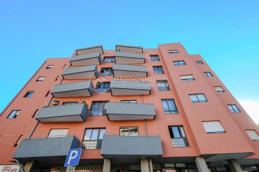Apartamento T2 para Venda em Valongo Foto 20