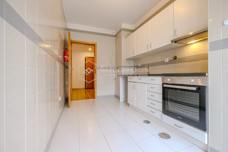 Apartamento T2 para Venda em Valongo Foto 10