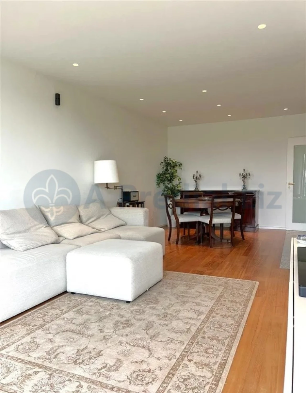 Apartamento T2 para Venda em Aldoar, Foz do Douro e Nevogilde Foto 1