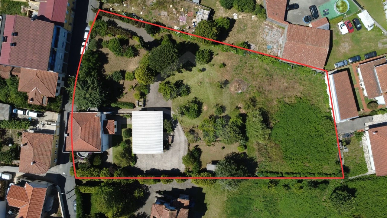 Moradia T4 para Venda em Vila de Cucujães Foto 34