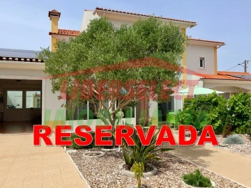 Moradia T4 para Venda em Silveira