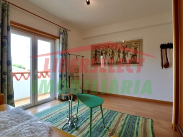 Moradia T4 para Venda em Silveira