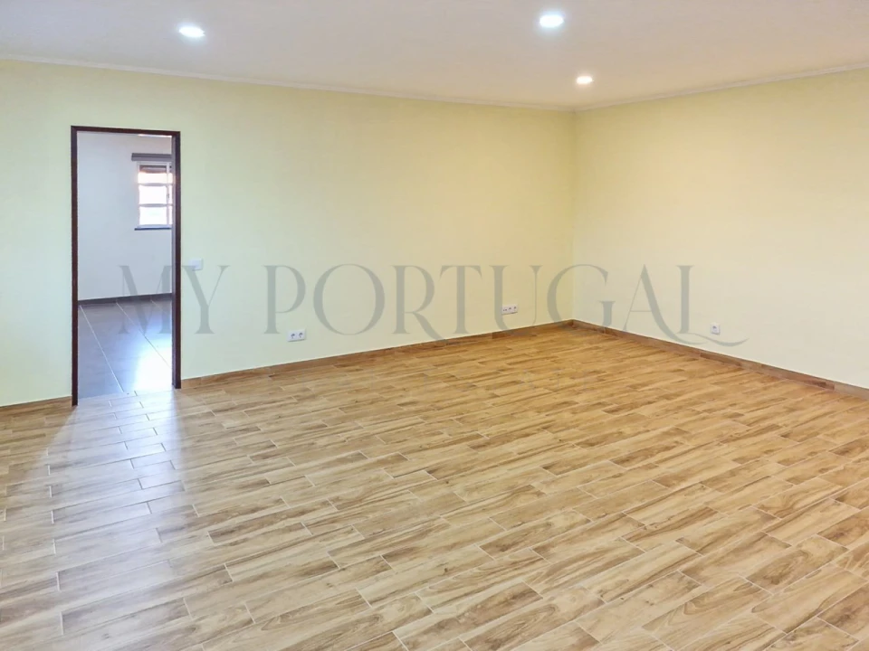 Quinta T1 para Venda em Odiaxere Foto 4