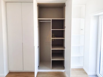Apartamento T2 para Venda em Paranhos
