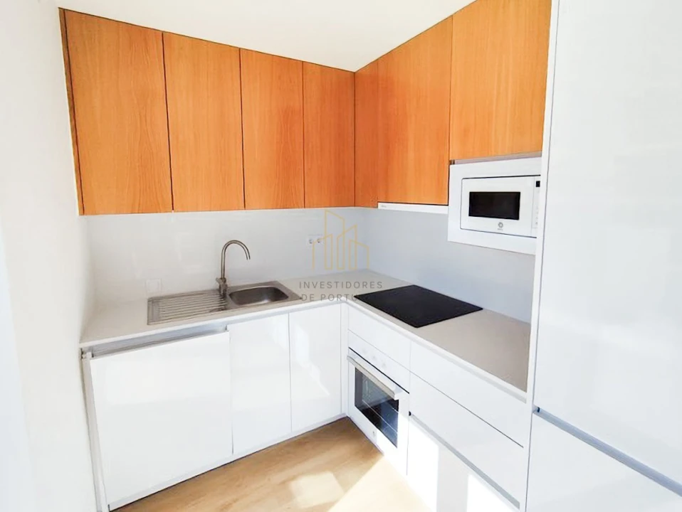 Apartamento T2 para Venda em Paranhos Foto 5