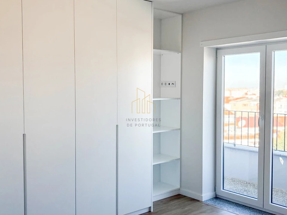 Apartamento T2 para Venda em Paranhos Foto 15