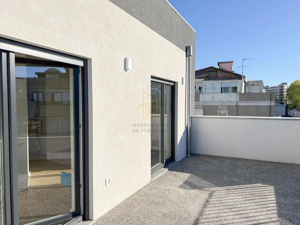 Apartamento T2 para Venda em Paranhos Foto 1