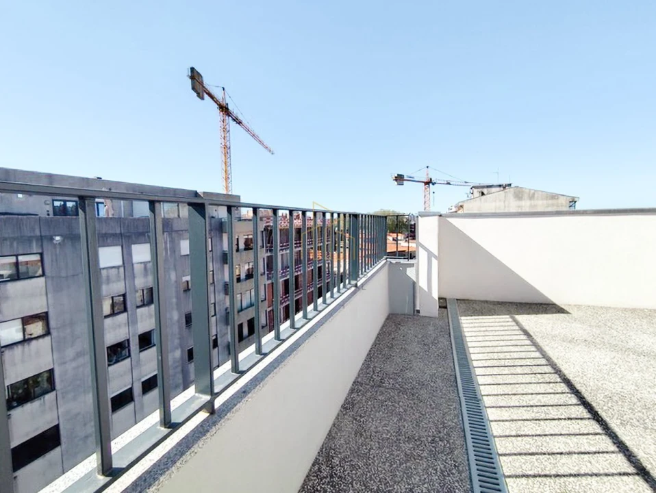 Apartamento T2 para Venda em Paranhos Foto 3