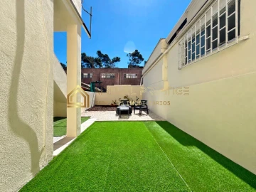 Apartamento T1 para Venda em Camarate, Unhos e Apelação