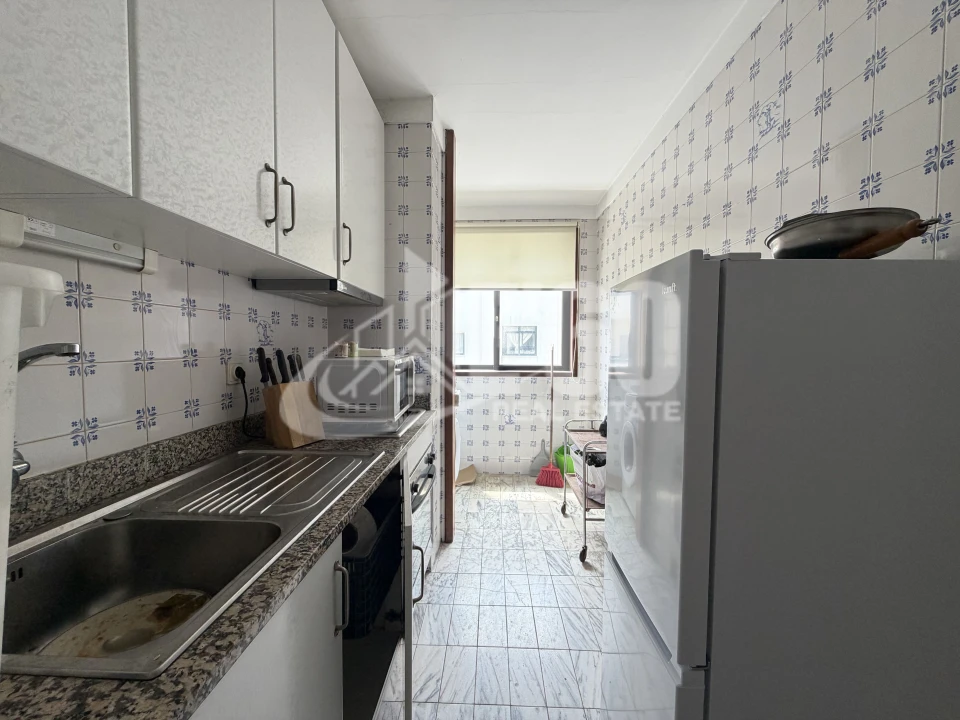 Apartamento T1 para Venda em Espinho Foto 10