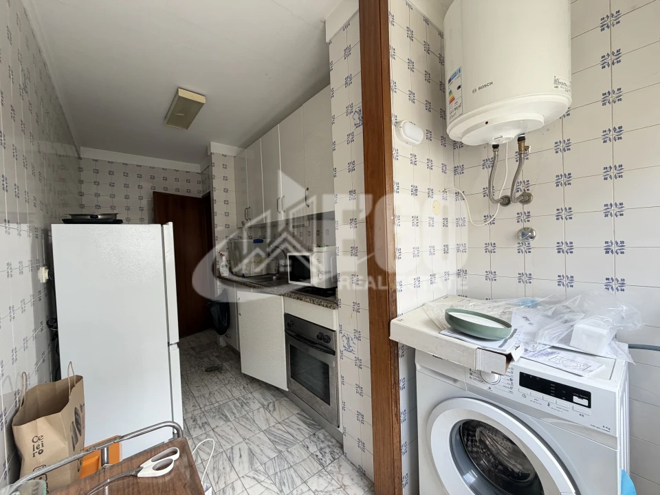 Apartamento T1 para Venda em Espinho Foto 11