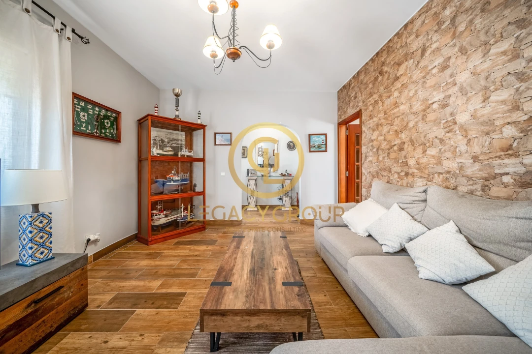 Moradia T2 para Venda em Alvor Foto 5