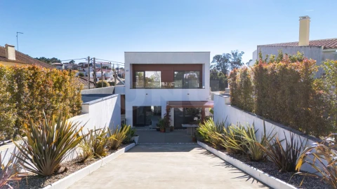 Moradia T4 para Venda em Ericeira