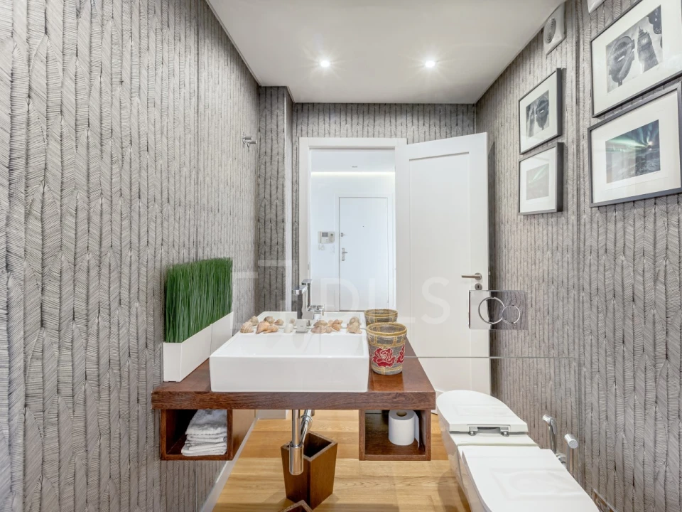 Apartamento T6 para Venda em Parque das Nações Foto 36