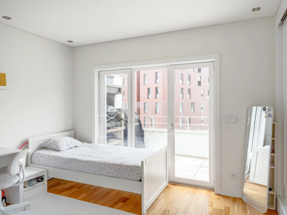 Apartamento T6 para Venda em Parque das Nações Foto 26