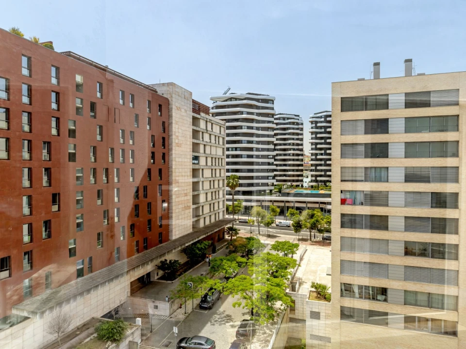 Apartamento T6 para Venda em Parque das Nações Foto 49