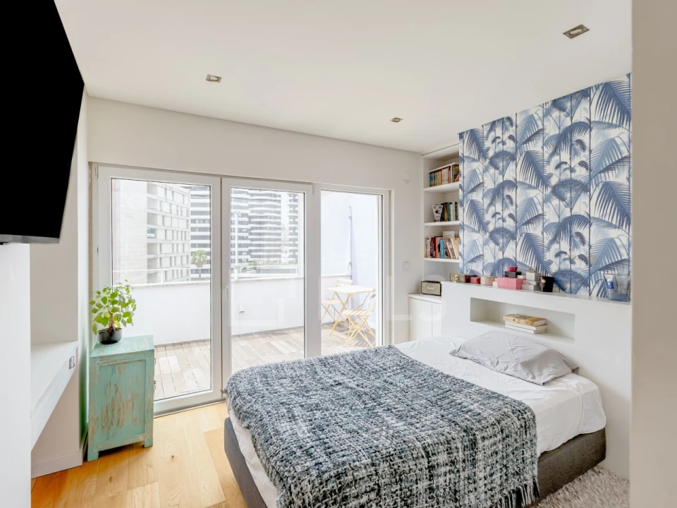 Apartamento T6 para Venda em Parque das Nações Foto 52