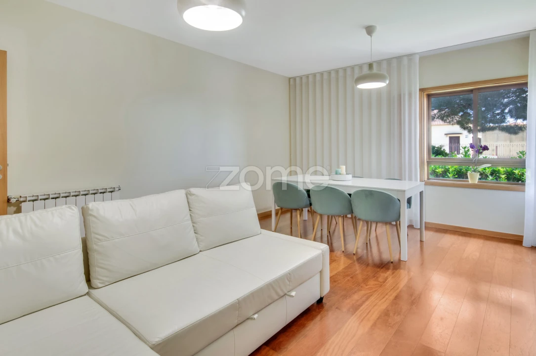 Apartamento T1 para Arrendamento em São Felix da Marinha Foto 3