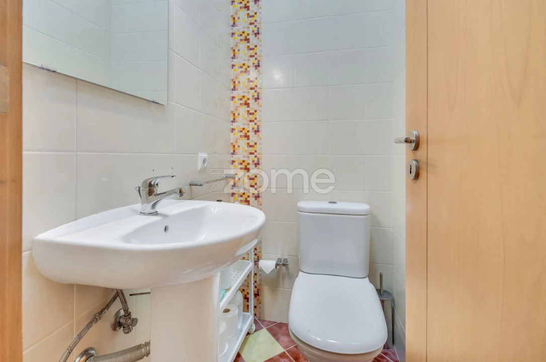 Apartamento T1 para Arrendamento em São Felix da Marinha Foto 13