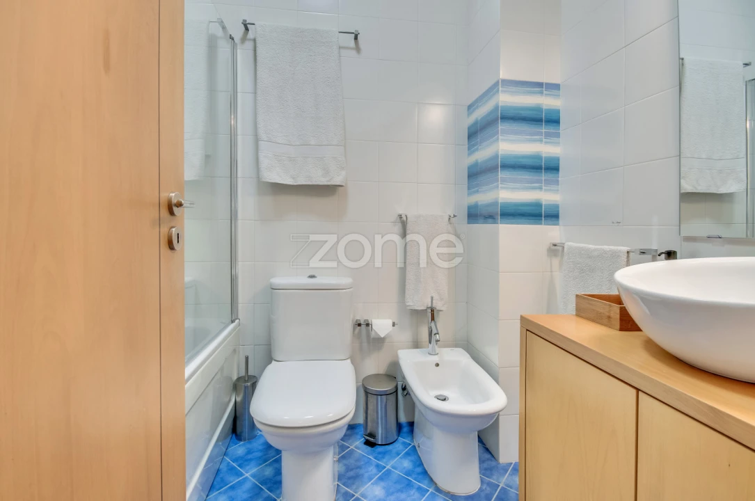 Apartamento T1 para Arrendamento em São Felix da Marinha Foto 12