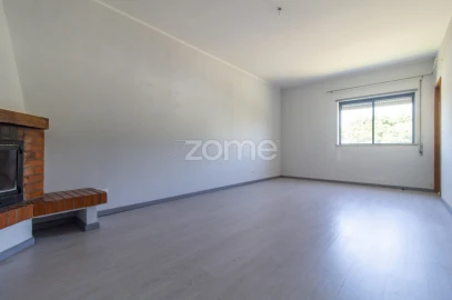 Apartamento T3 para Venda em Nogueira, Fraião e Lamaçães