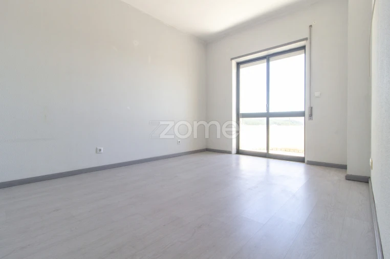 Apartamento T3 para Venda em Nogueira, Fraião e Lamaçães Foto 15