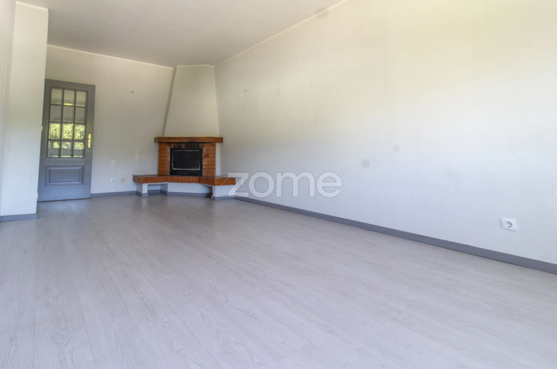 Apartamento T3 para Venda em Nogueira, Fraião e Lamaçães Foto 10