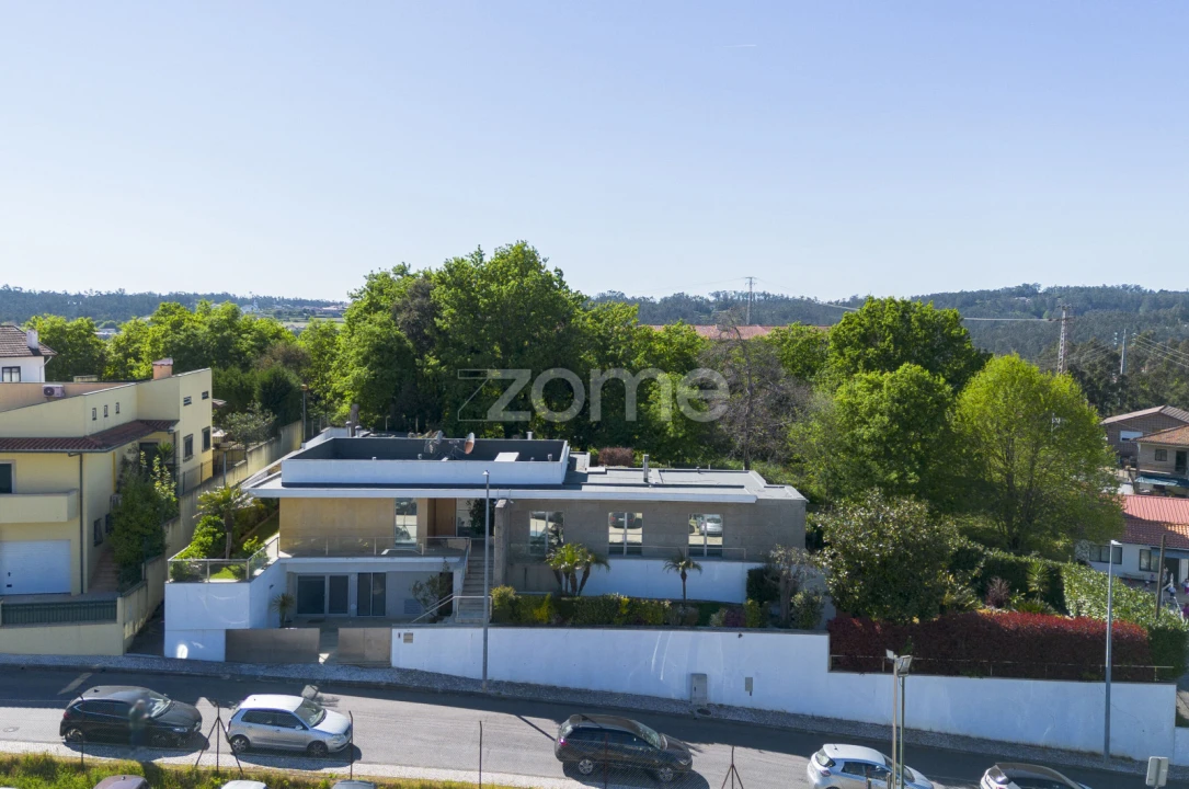 Moradia T3 para Venda em O. Azeméis, Riba-Ul, Ul, Macinhata Seixa, Madail Foto 72