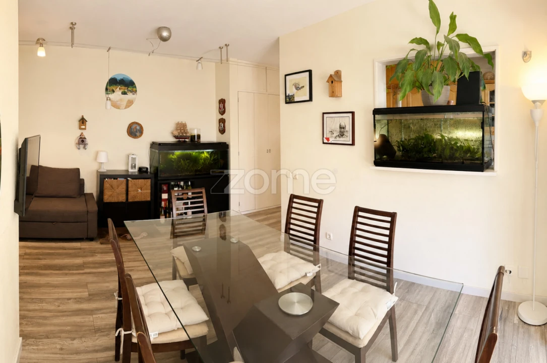 Apartamento T2 para Venda em São Domingos de Rana Foto 2