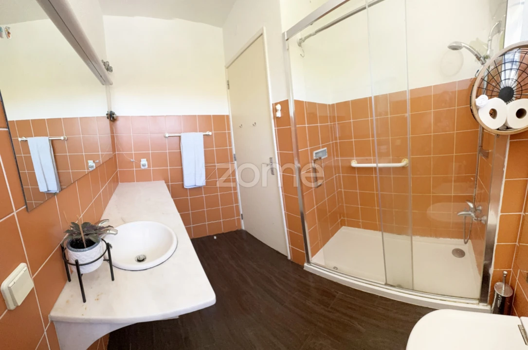 Apartamento T2 para Venda em São Domingos de Rana Foto 17