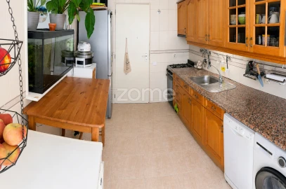 Apartamento T2 para Venda em São Domingos de Rana