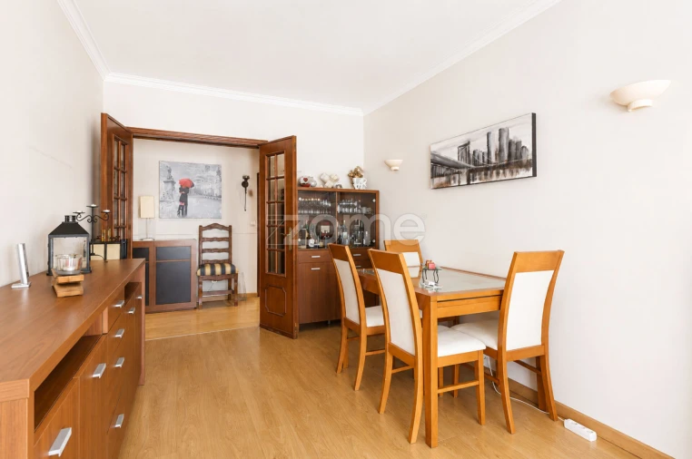 Apartamento T3 para Venda em Rio de Mouro Foto 4