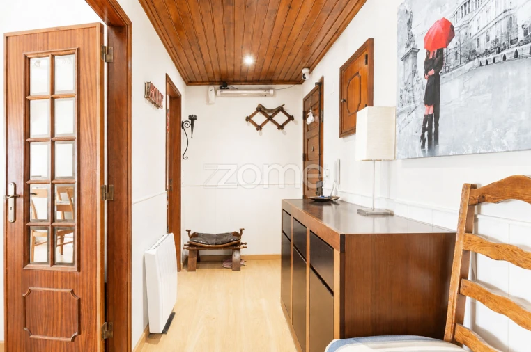 Apartamento T3 para Venda em Rio de Mouro Foto 9