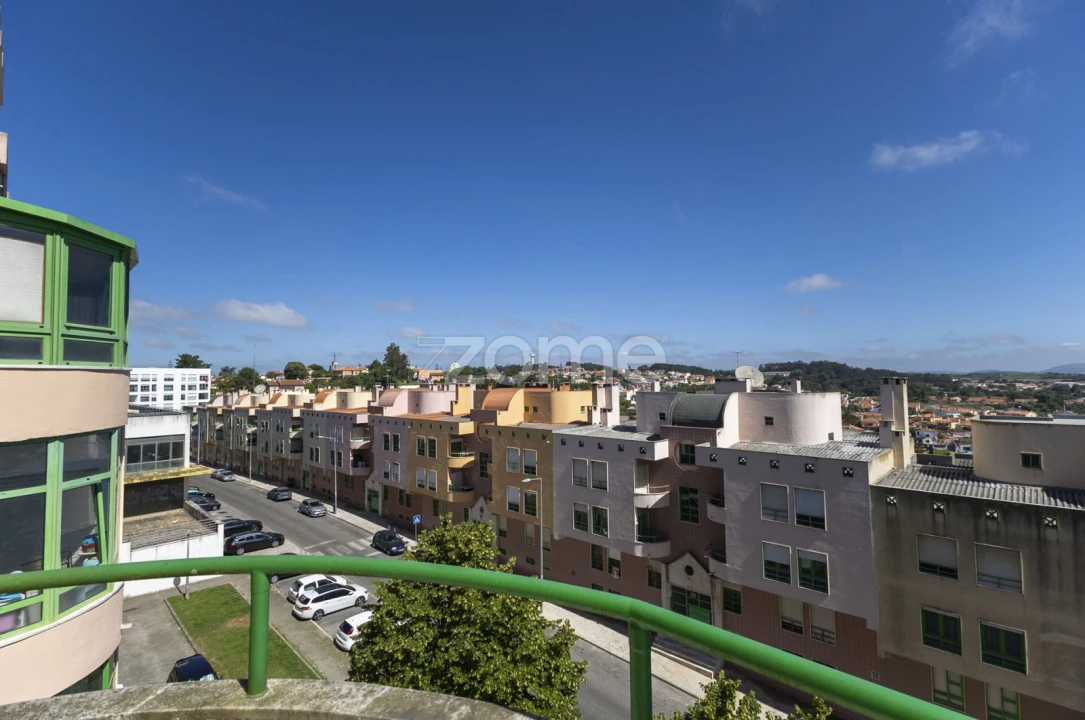 Apartamento T3 para Venda em Rio de Mouro Foto 19