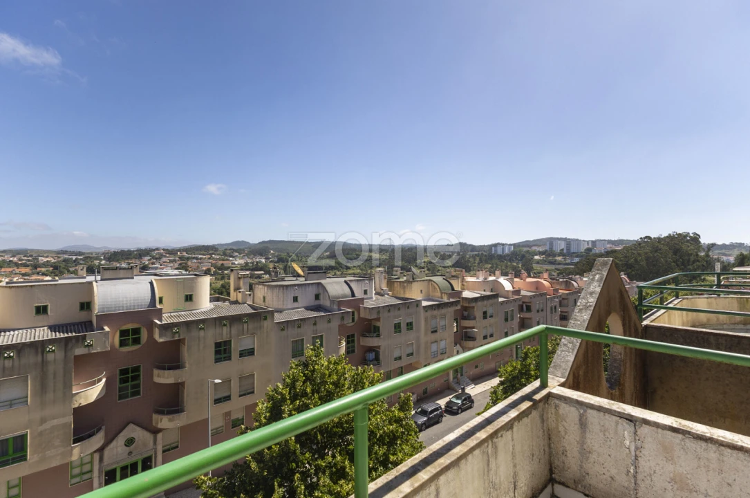 Apartamento T3 para Venda em Rio de Mouro Foto 20