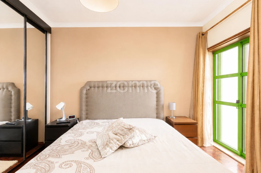 Apartamento T3 para Venda em Rio de Mouro Foto 10