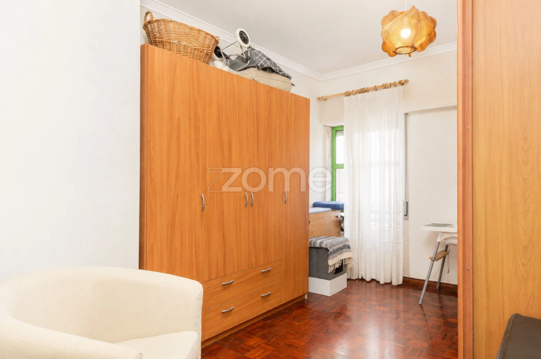 Apartamento T3 para Venda em Rio de Mouro Foto 11