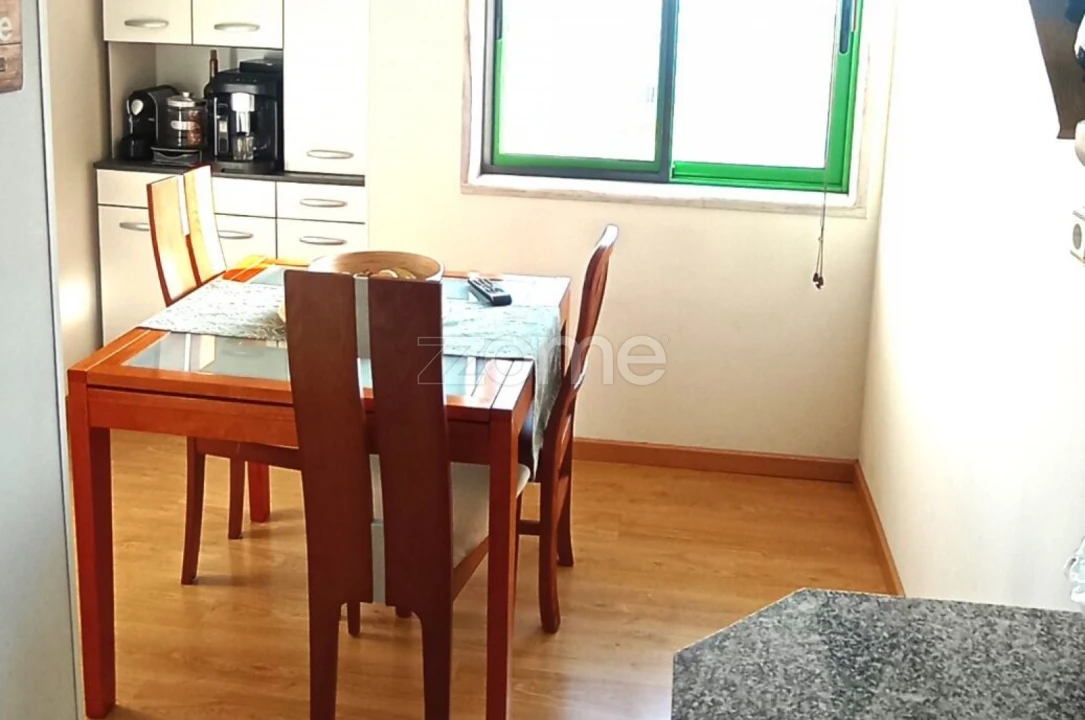 Apartamento T3 para Venda em Rio de Mouro Foto 9
