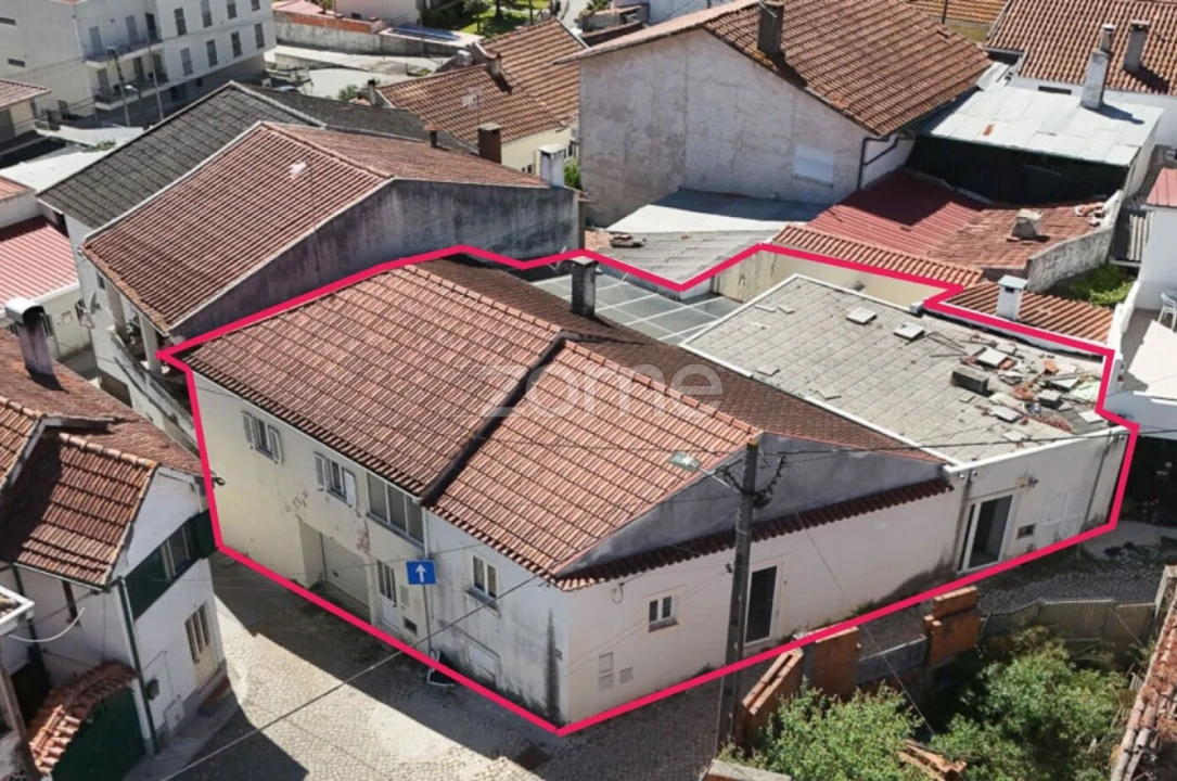Moradia T8 para Venda em Assafarge e Antanhol Foto 3