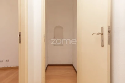 Moradia T8 para Venda em Assafarge e Antanhol