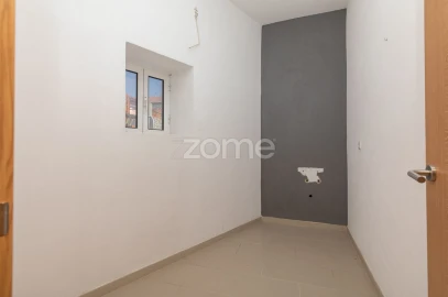 Moradia T8 para Venda em Assafarge e Antanhol