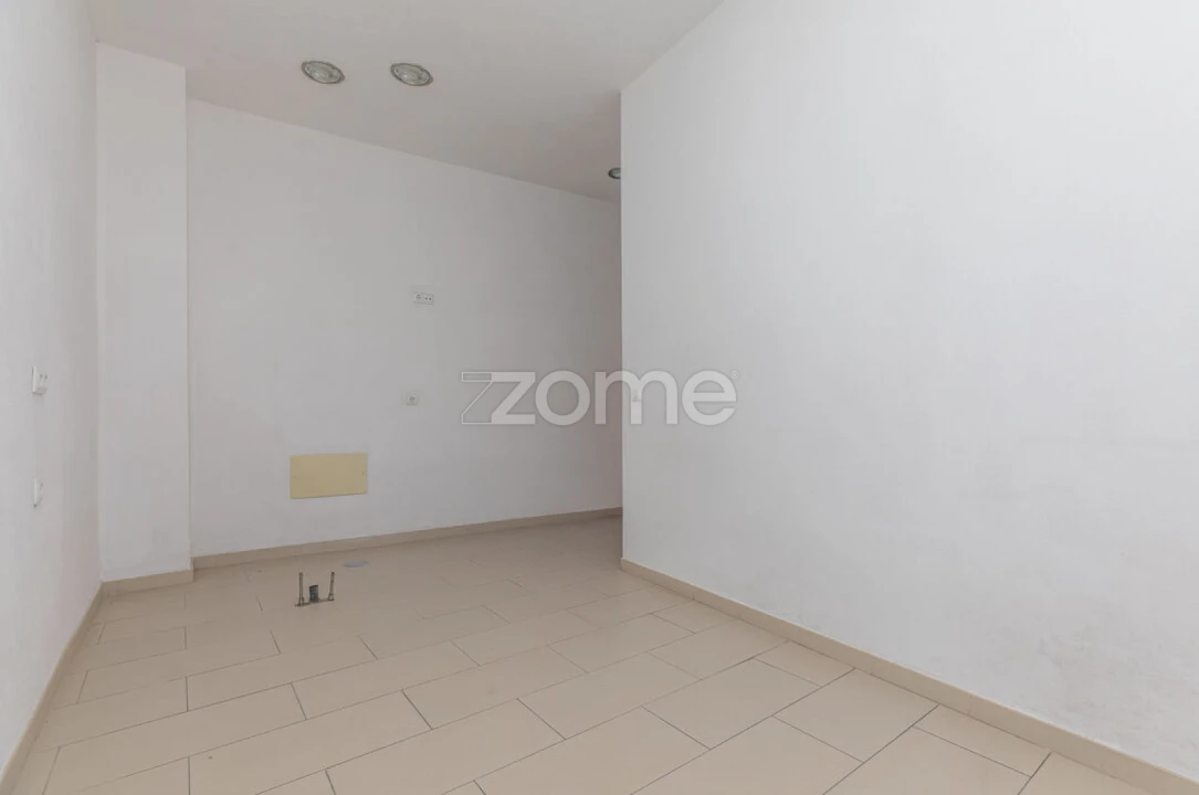 Moradia T8 para Venda em Assafarge e Antanhol Foto 40